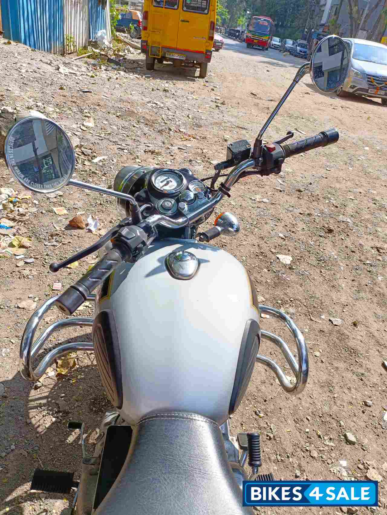 Ash Royal Enfield Classic 350 Ash Royal Enfield Classic 350