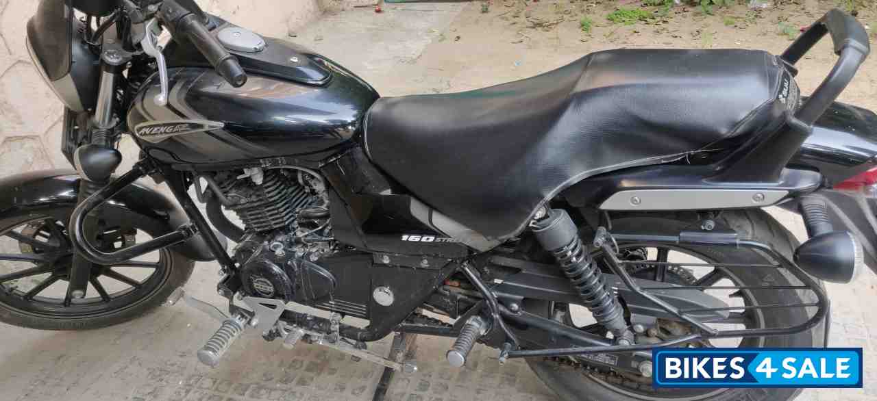 Bajaj Avenger Street 160 BS6