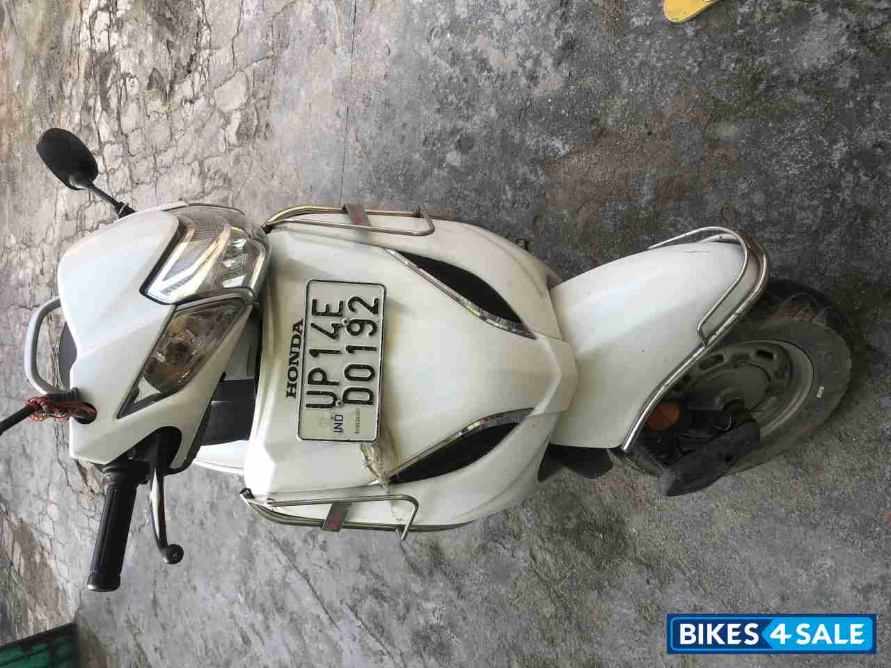 White Honda Activa