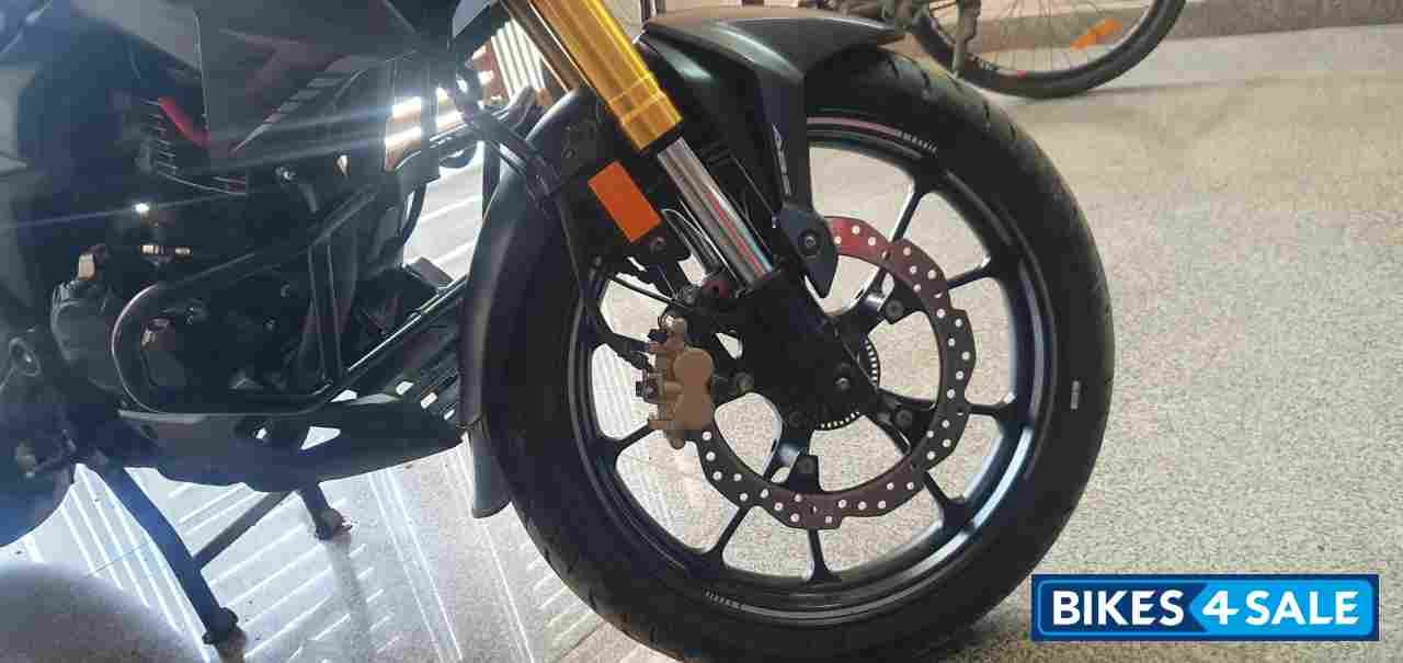 Matt Gray Honda Hornet 2.0