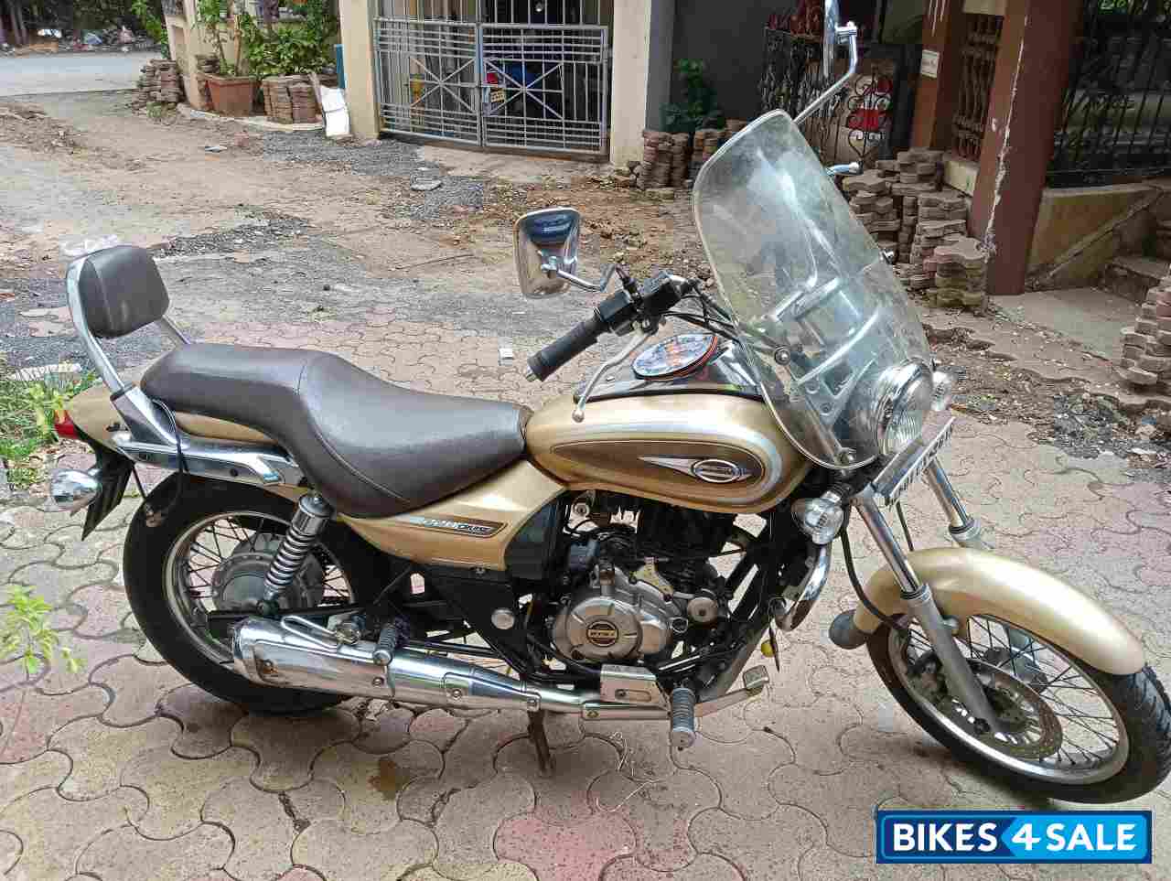 Bajaj Avenger Cruise 220