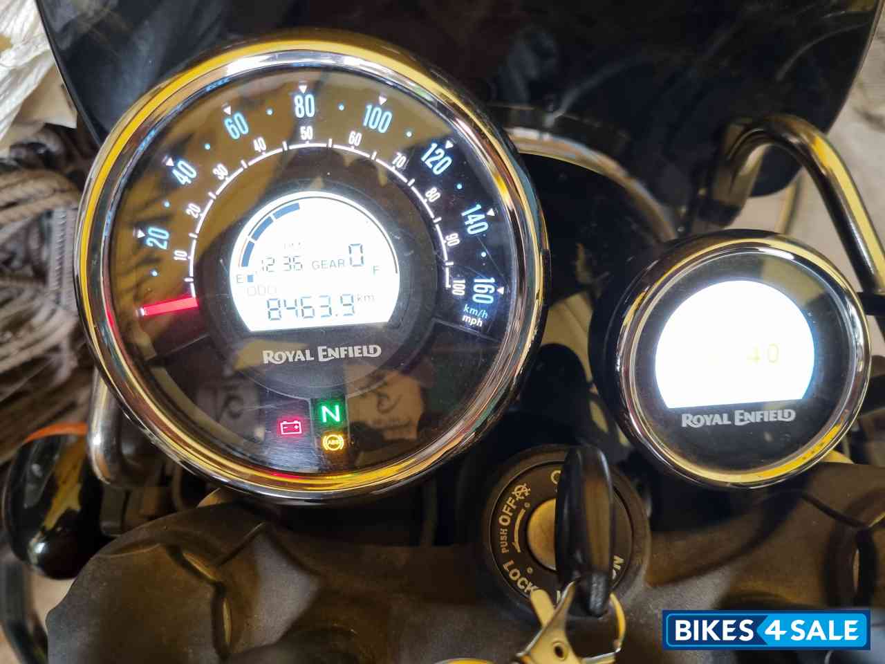 Yellow Royal Enfield Meteor 350