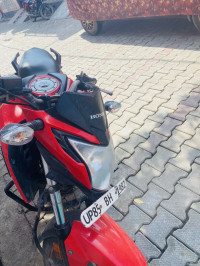 Honda CB Hornet 160R