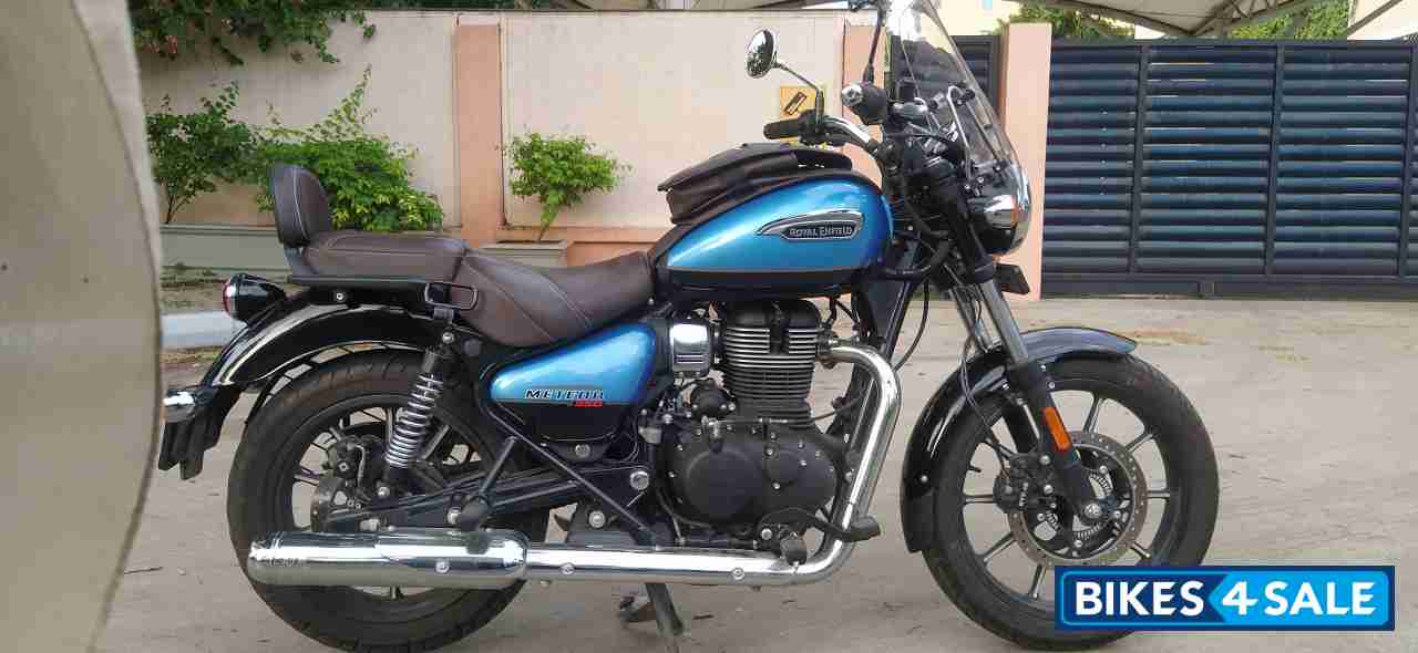 Royal Enfield Meteor 350 Supernova