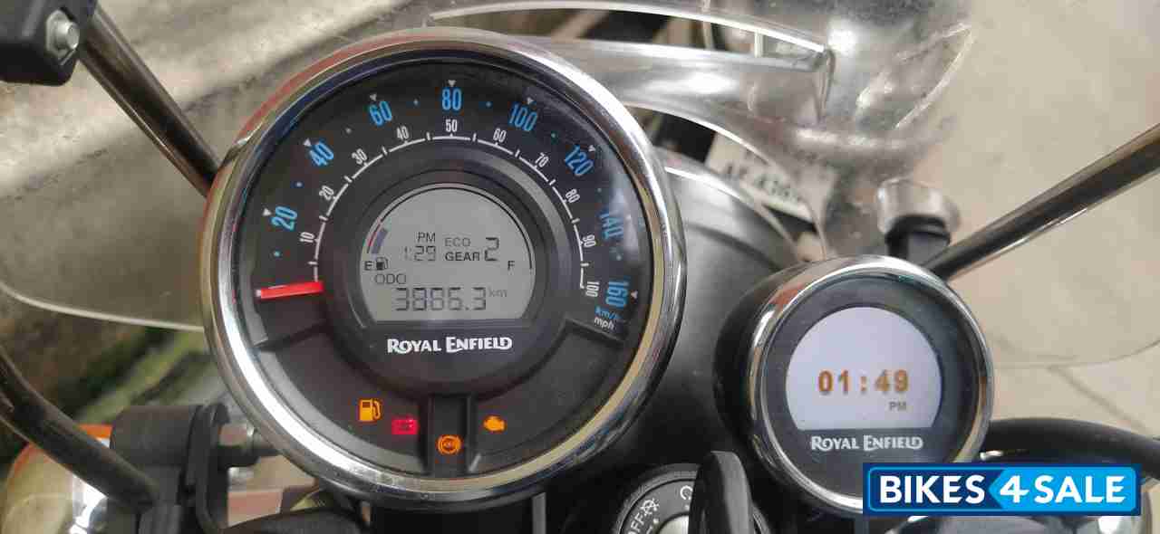 Royal Enfield Meteor 350 Supernova