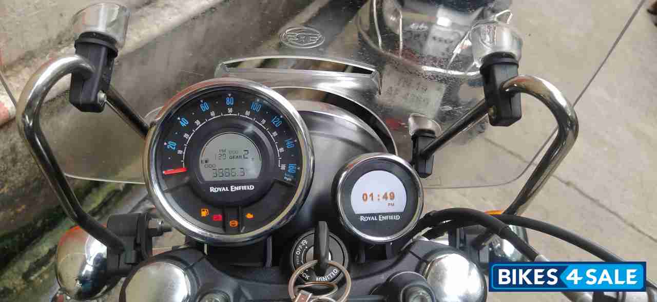 Royal Enfield Meteor 350 Supernova