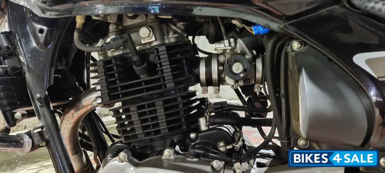 Bajaj Avenger Cruise 220 BS6 Bajaj Avenger Cruise 220 BS6