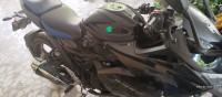 Glossy Black Suzuki Gixxer SF Fi