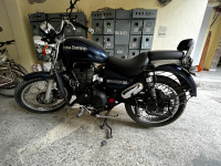 Deep Blue Royal Enfield Thunderbird 350