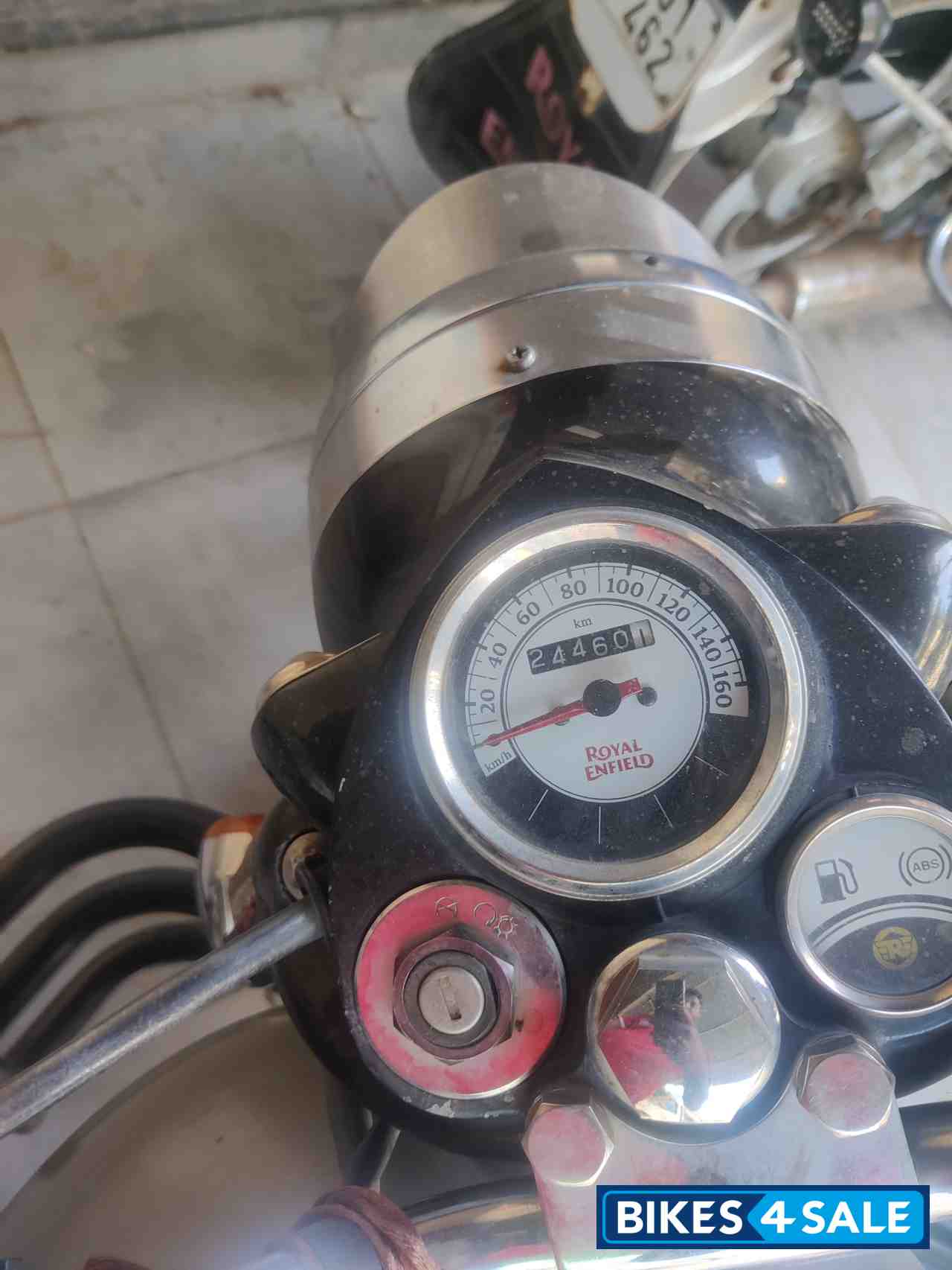 Gunmetal Grey Royal Enfield Classic Gunmetal Grey