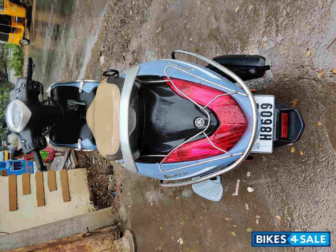 Grayish Blue Yamaha Fascino 125 Fi Hybrid