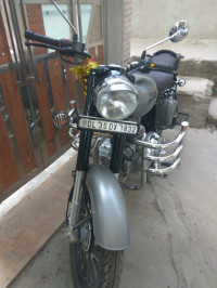 Gun Metal Grey Royal Enfield Classic Gunmetal Grey