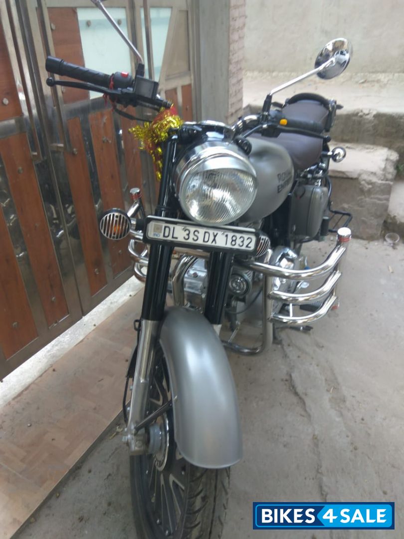 Gun Metal Grey Royal Enfield Classic Gunmetal Grey Gun Metal Grey Royal Enfield Classic Gunmetal Grey