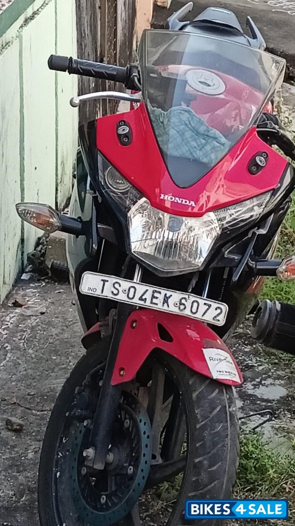 Honda CBR 150R Honda CBR 150R