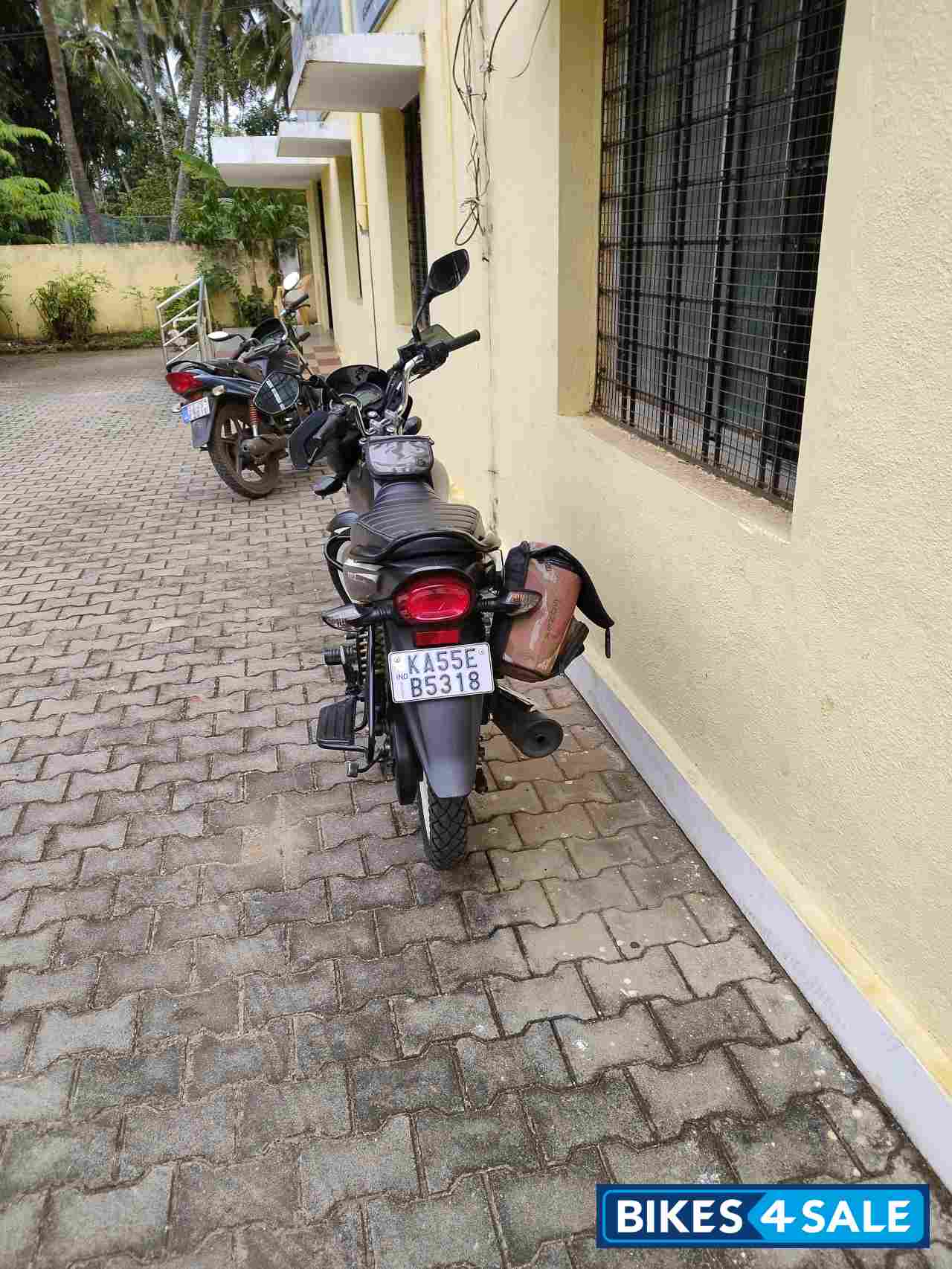 Bajaj Platina 110 H-Gear