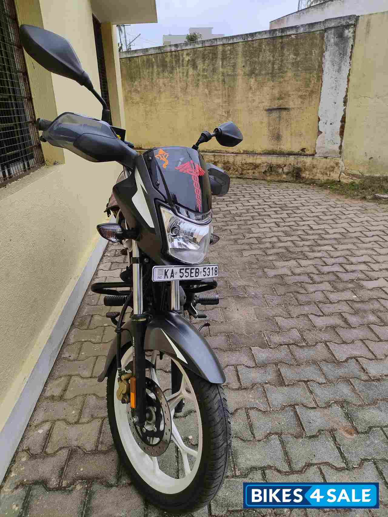 Bajaj Platina 110 H-Gear