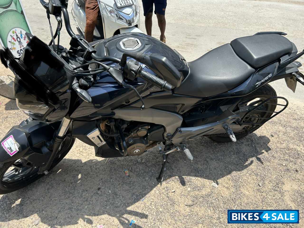 Dark Blue Bajaj Dominar 400