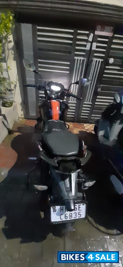 Black TVS Apache RTR 200 4V ABS Race Edition 2.0