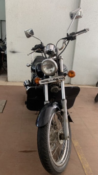 Bajaj Avenger 220 DTS-i