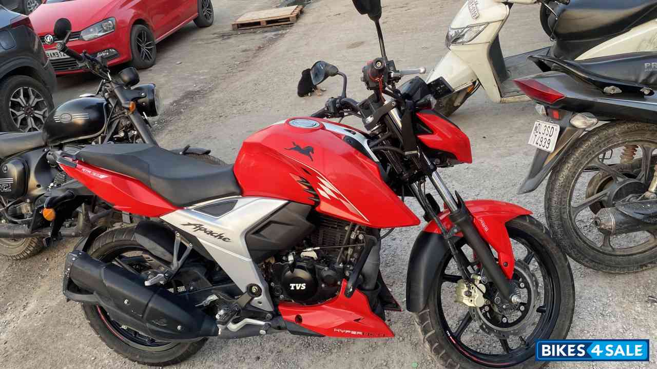 TVS Apache RTR 160 BS VI TVS Apache RTR 160 BS VI