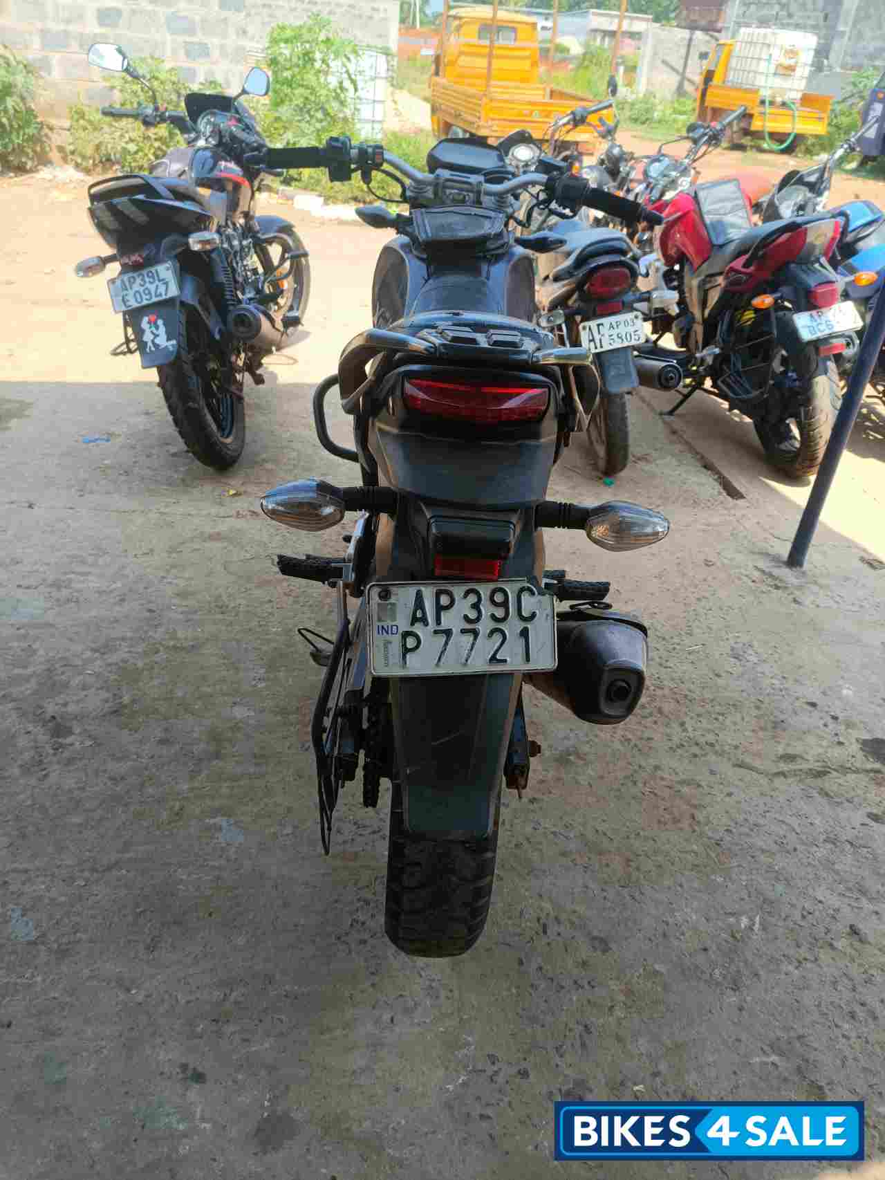 Maty Grey Hero XPulse 200T