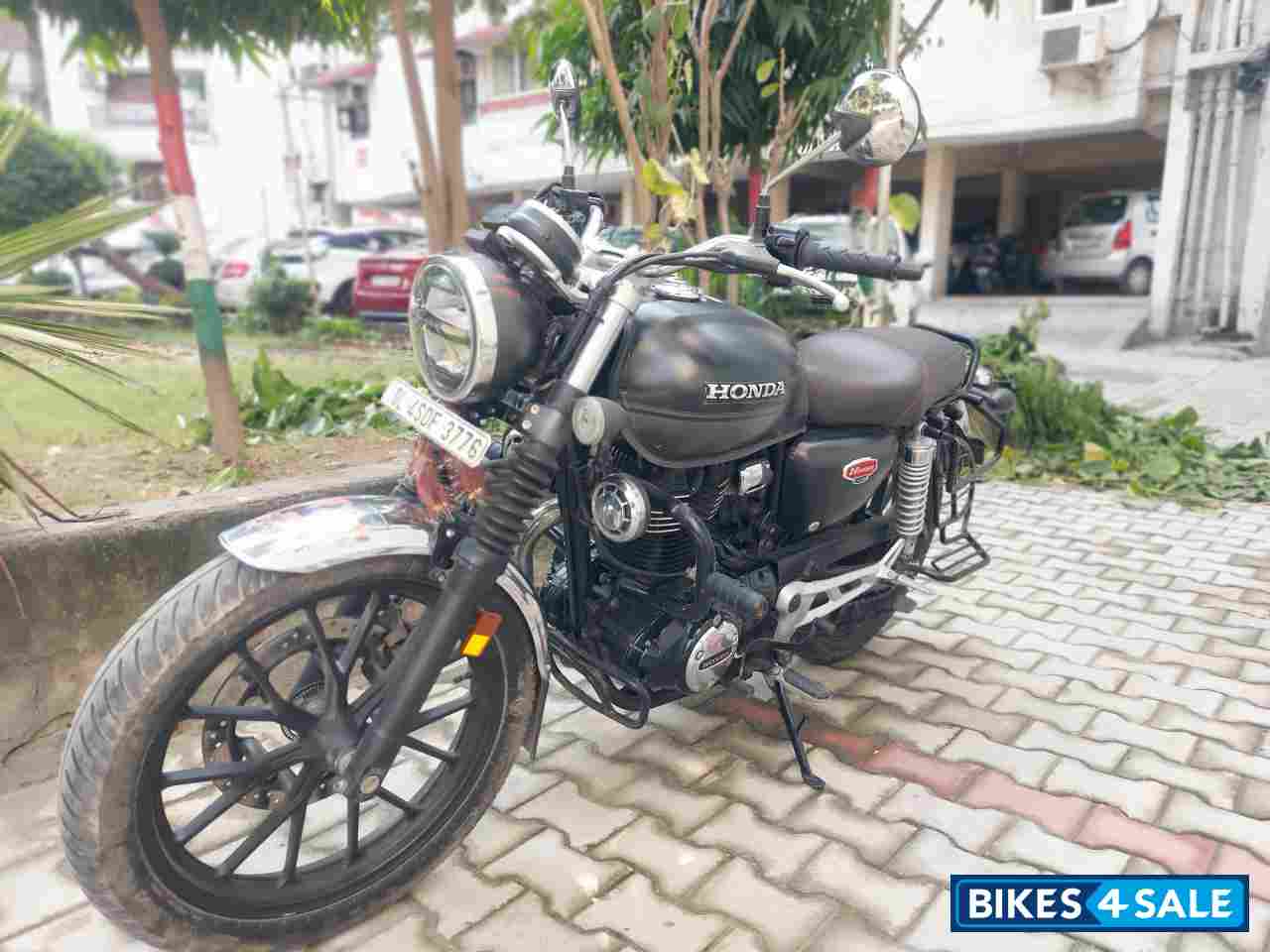 Honda Hness CB350 DLX Pro