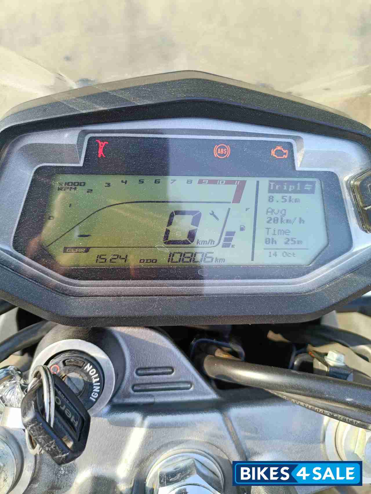 Black Hero XPulse 200T