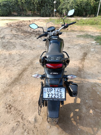 Black Hero XPulse 200T