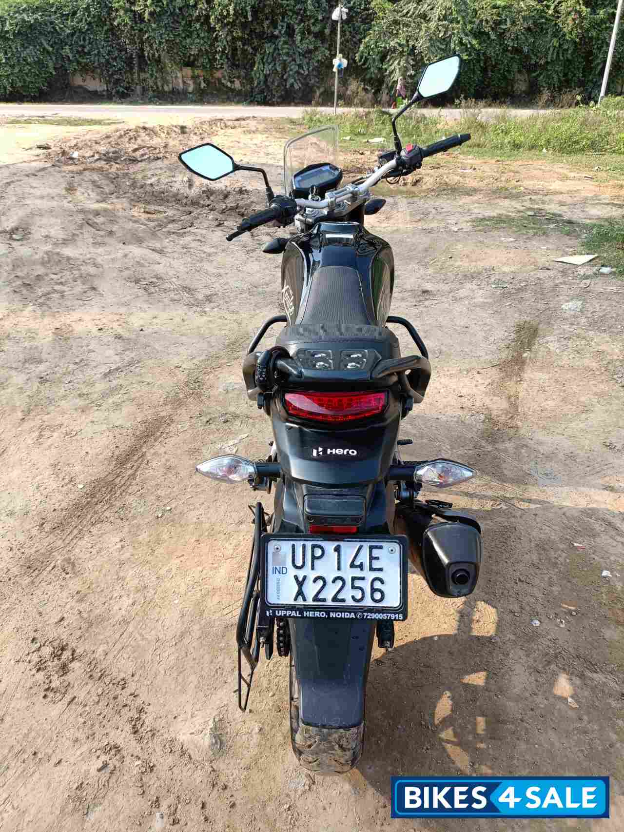 Black Hero XPulse 200T