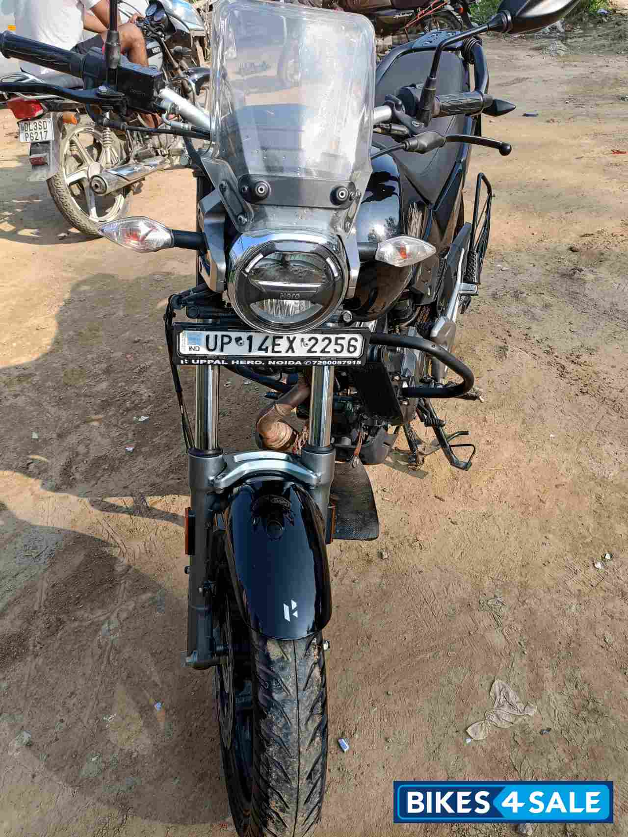 Black Hero XPulse 200T