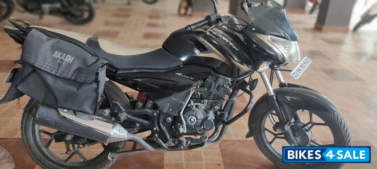 Black Bajaj Discover DTSi 150