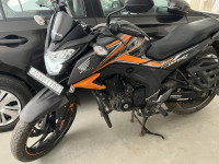 Metallic Orange Honda CB Hornet 160R ABS