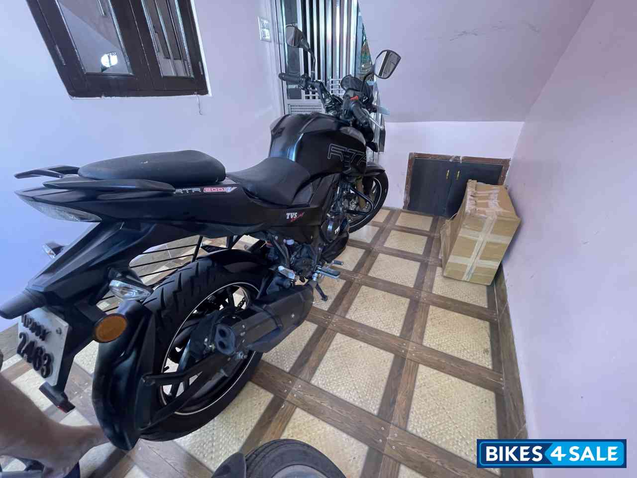 TVS Apache RTR 200 4V