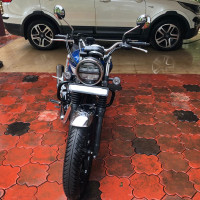 Athletic Blue Honda Hness CB 350