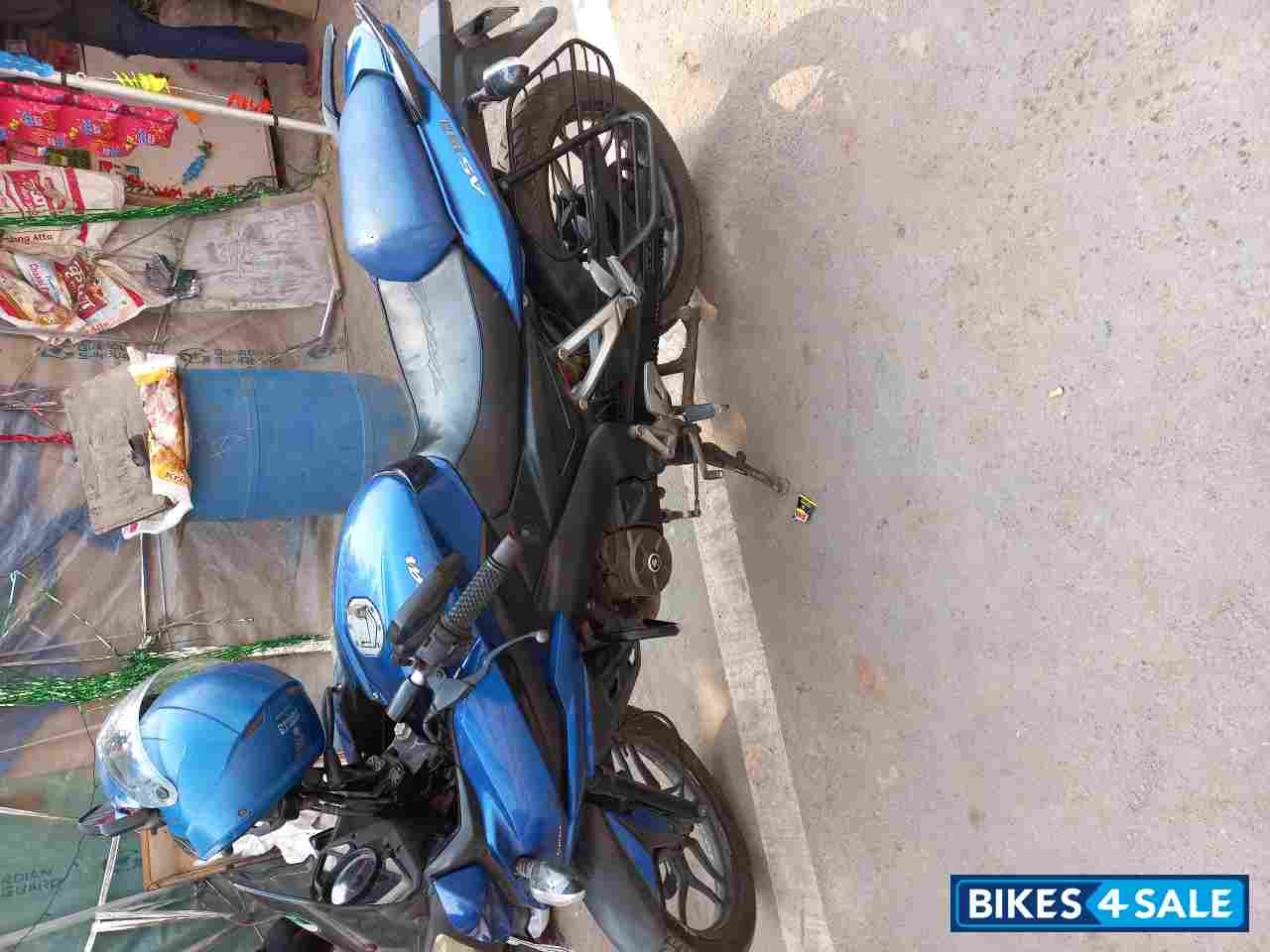 Blue Bajaj Pulsar AS 150