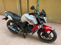 White & Red Yamaha FZ-S
