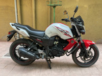 White & Red Yamaha FZ-S