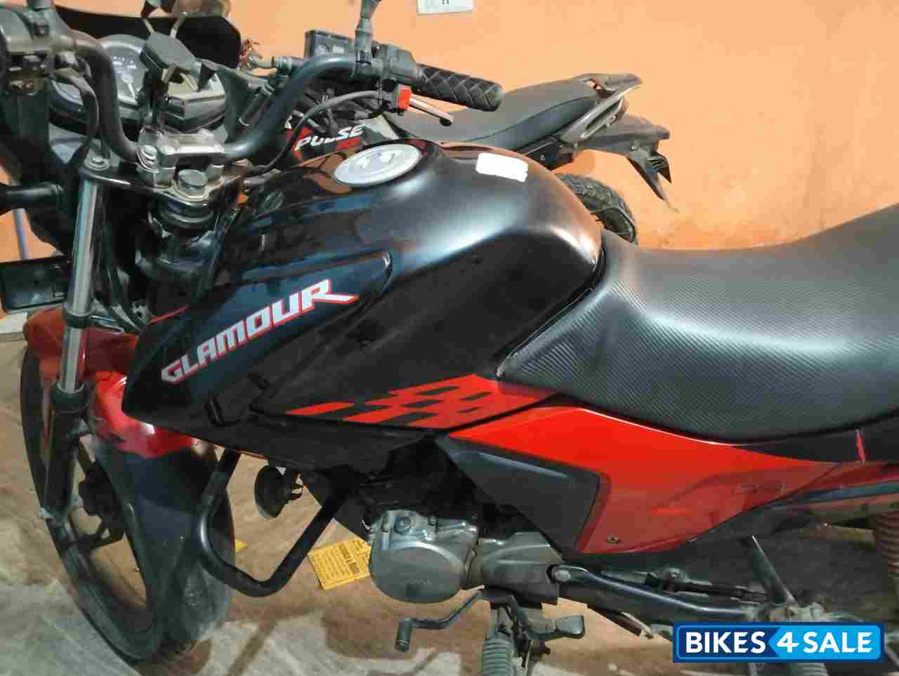 Black And Red Hero Glamour BS6