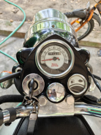 Metallo Silver Royal Enfield Classic 350 Dual Channel BS6