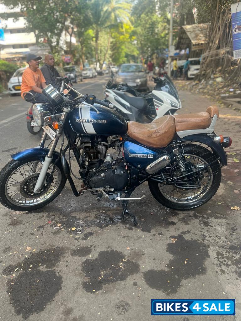 Blue Royal Enfield Thunderbird 350