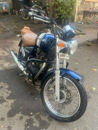Blue Royal Enfield Thunderbird 350