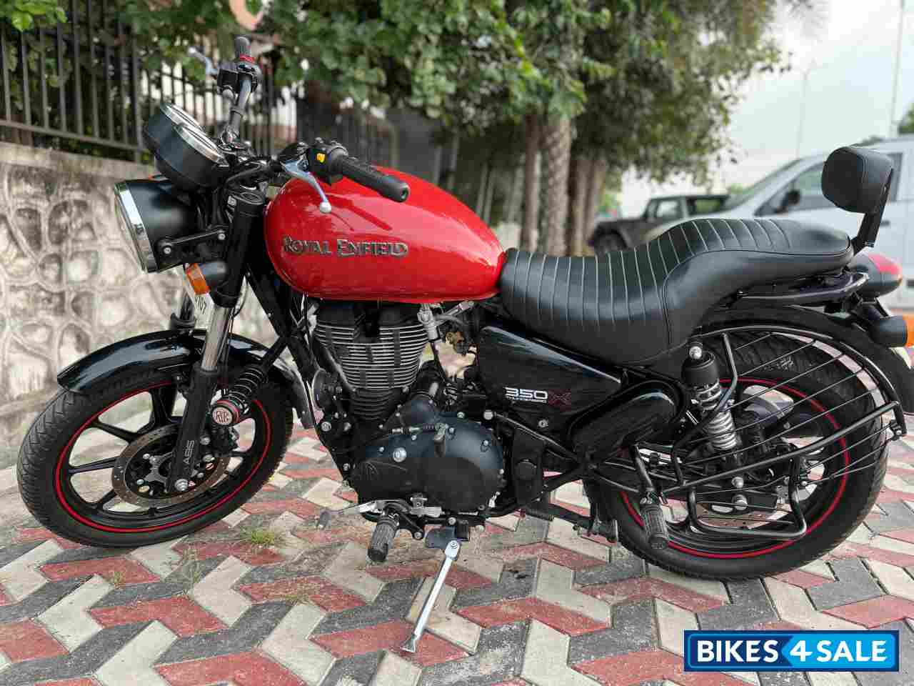 Red Black Royal Enfield Thunderbird X 350