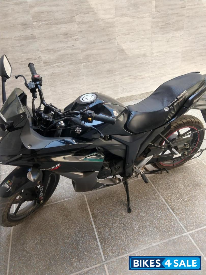 Suzuki Gixxer SF Suzuki Gixxer SF