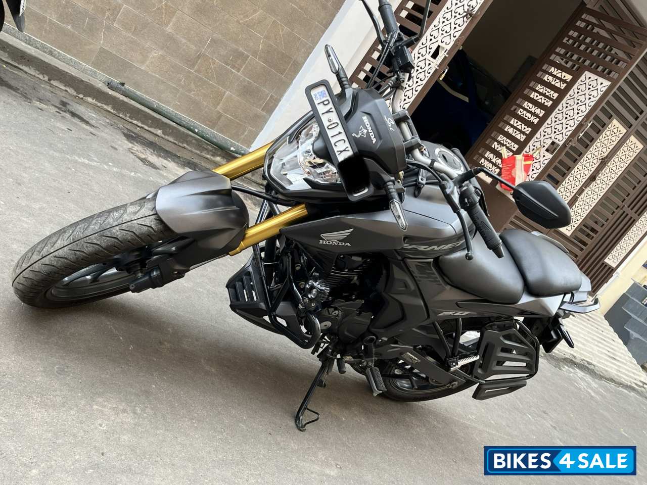 Matte Grey Honda Hornet 2.0