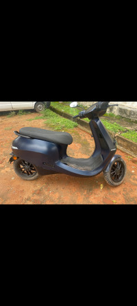 Midnight Blue Ola S1 Pro