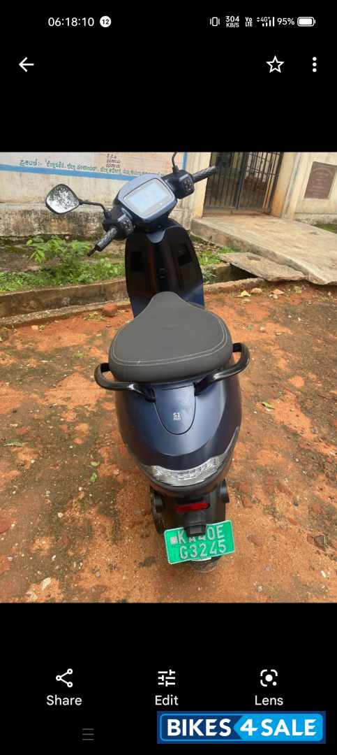 Midnight Blue Ola S1 Pro