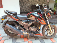 TVS Apache RTR 200 4V