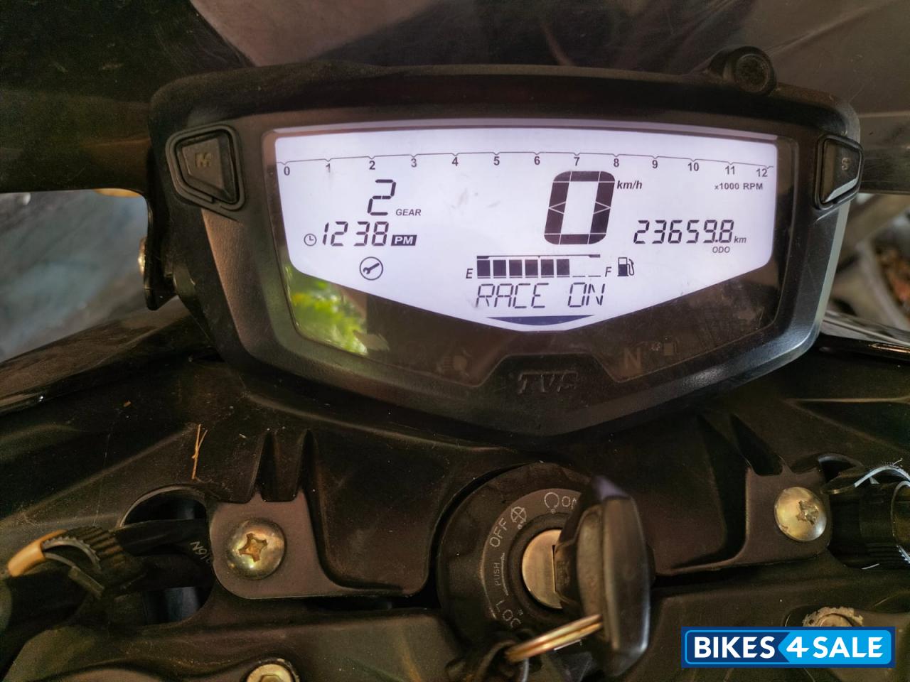 TVS Apache RTR 200 4V