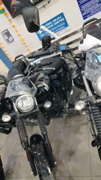 Bajaj Avenger Street 160 BS6 2022 Model