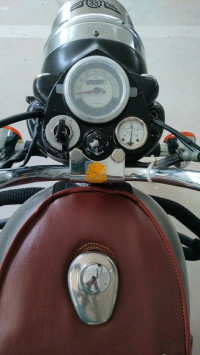 Silver Royal Enfield Classic 350 BS VI